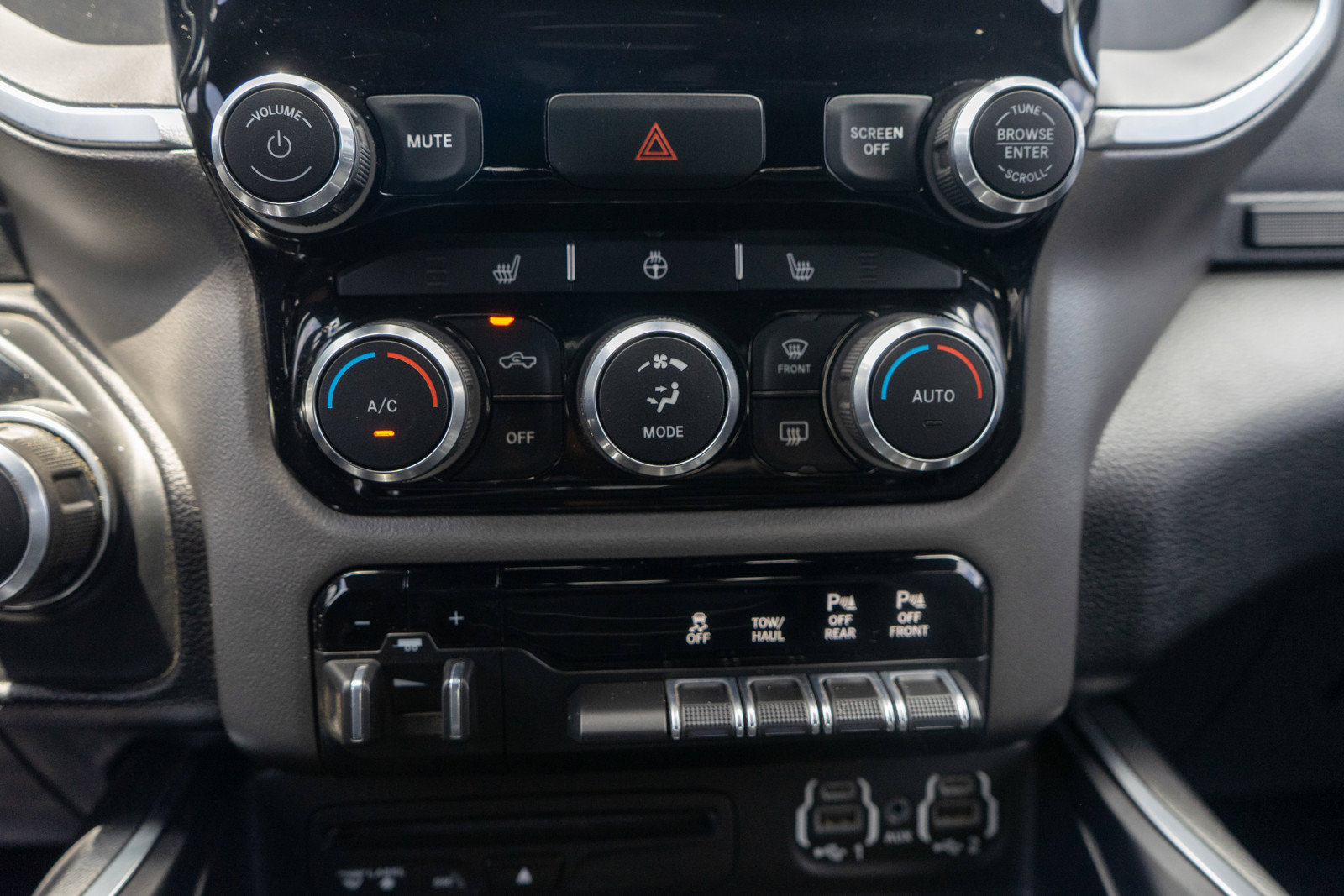 Used 2019 RAM 1500 Big Horn AWD/4WD image 21