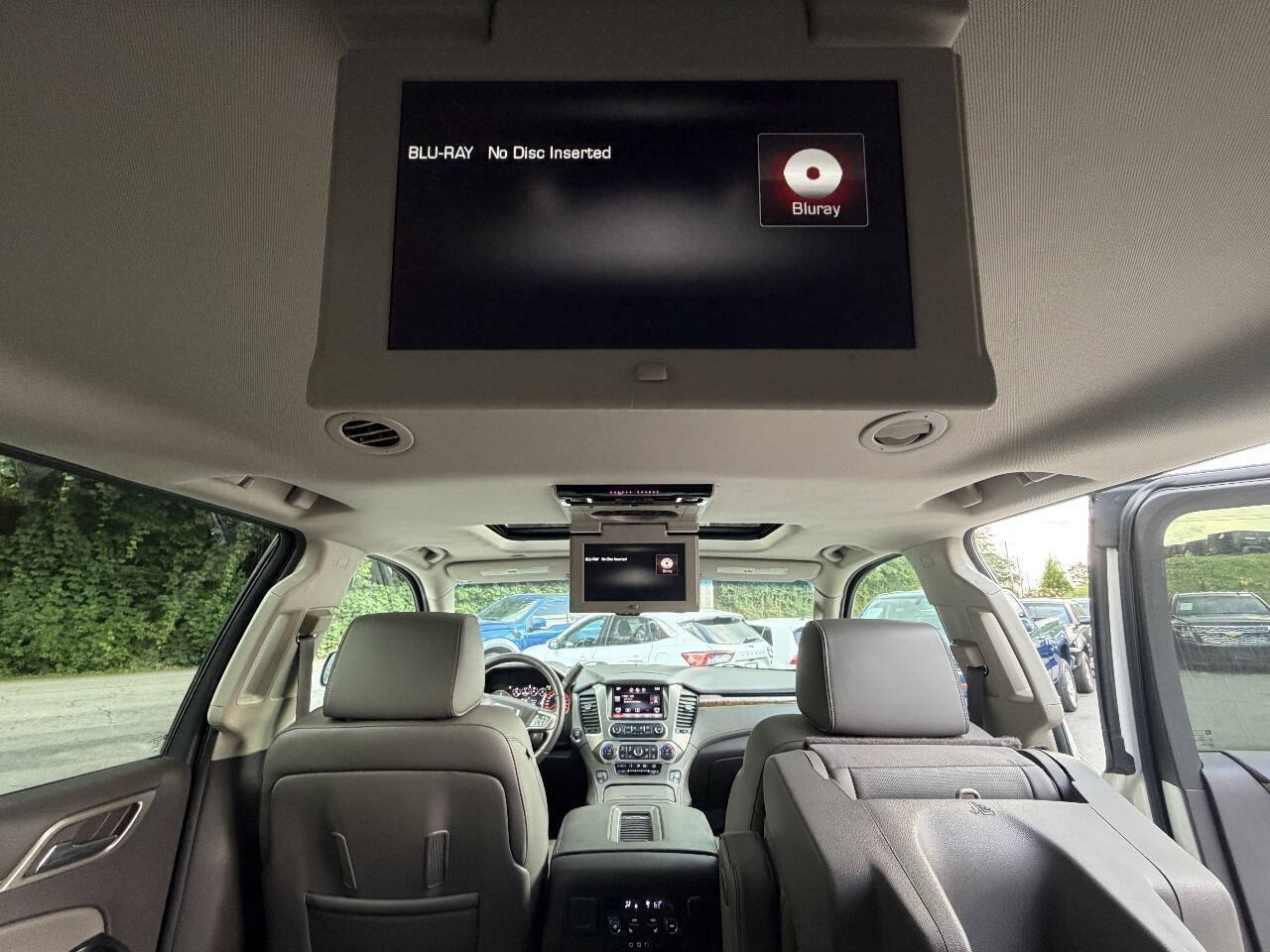 Used 2015 GMC Yukon XL Denali w/ Open Road Package AWD/4WD image 28