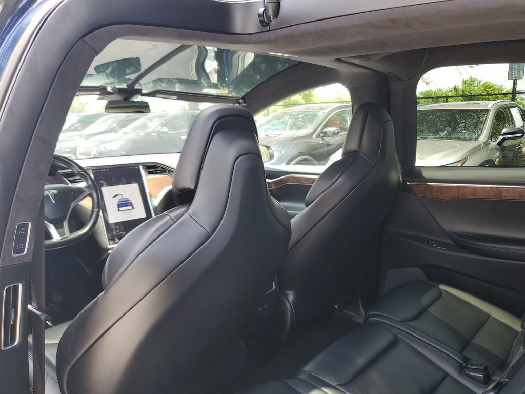 Used 2017 Tesla Model X 75D AWD/4WD image 13