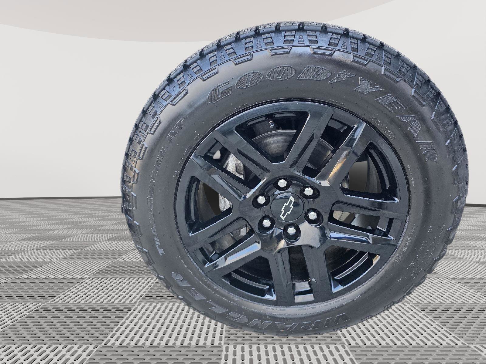 Used 2025 Chevrolet Silverado 1500 RST w/ Protection Package image 23