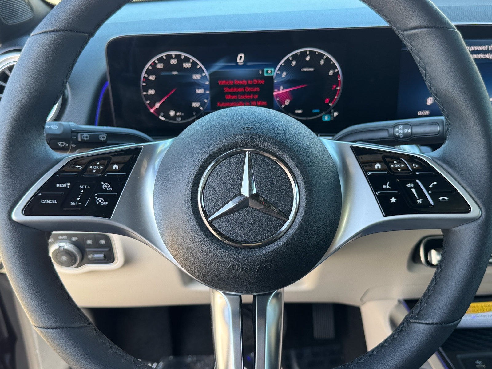 New 2026 Mercedes-Benz GLB 250 4MATIC image 11
