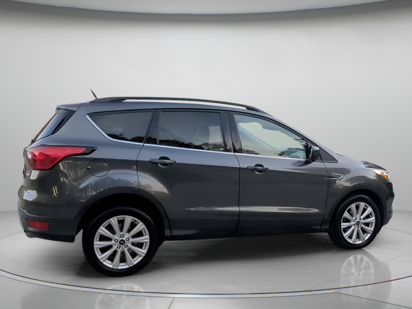 Certified 2019 Ford Escape SEL FWD image 30