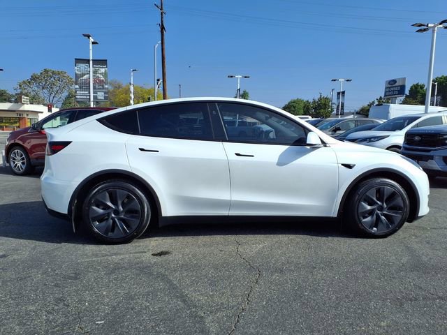 Used 2024 Tesla Model Y Long Range image 24