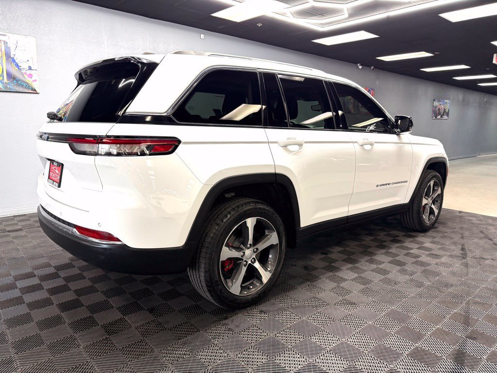 Used 2022 Jeep Grand Cherokee Limited 4xe AWD/4WD image 15