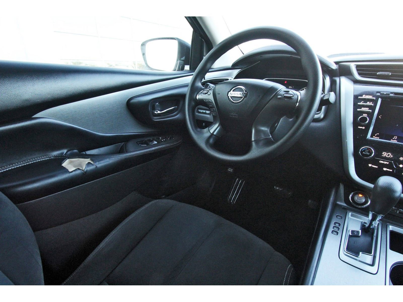 Used 2022 Nissan Murano S image 11