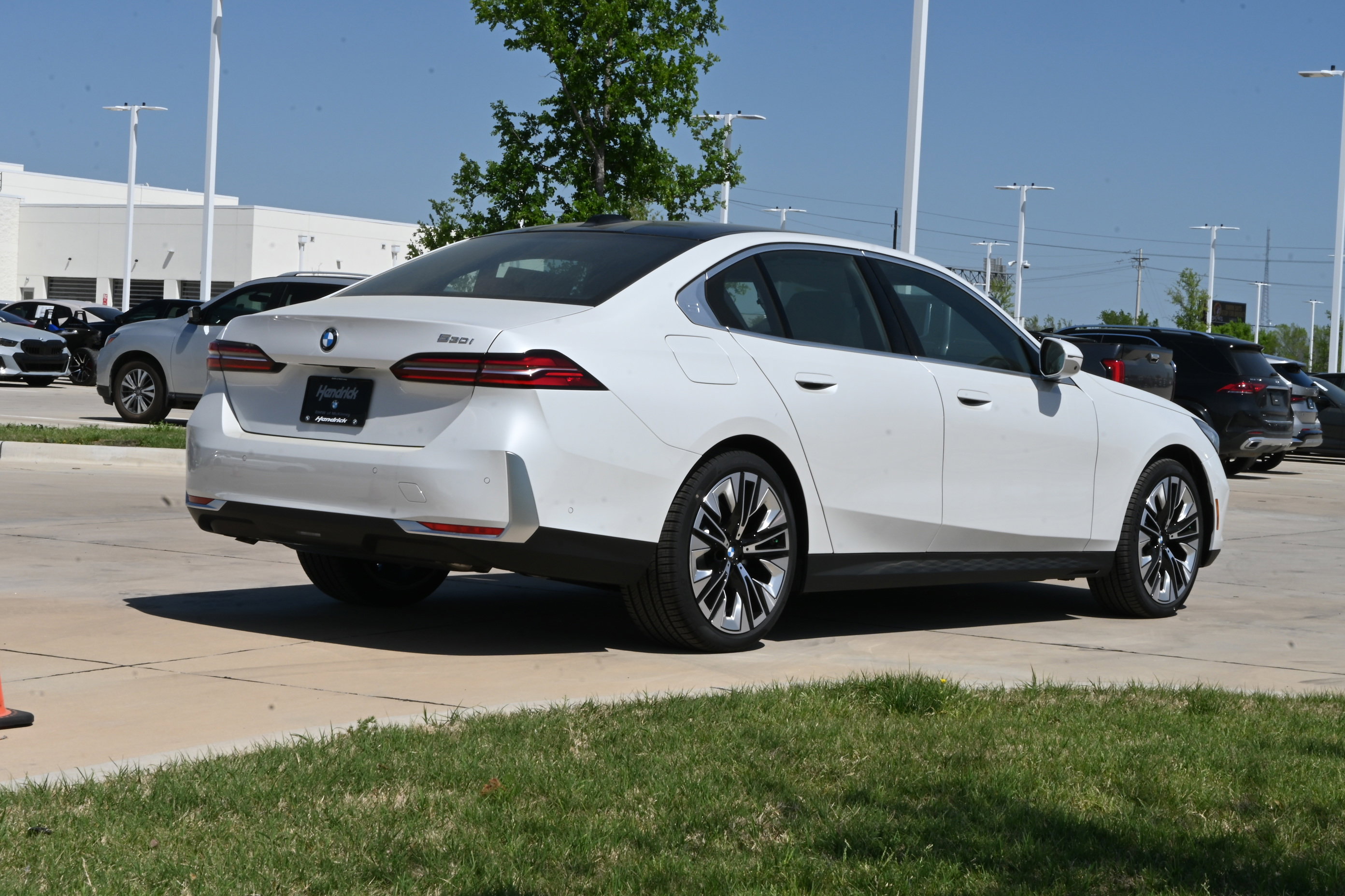 New 2026 BMW 530i w/ Executive Package RWD image 7