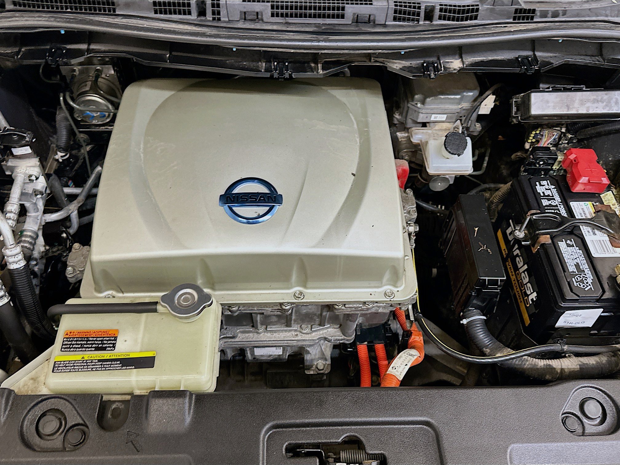 Used 2015 Nissan Leaf SV w/ LED & Quick Charge Package FWD image 34