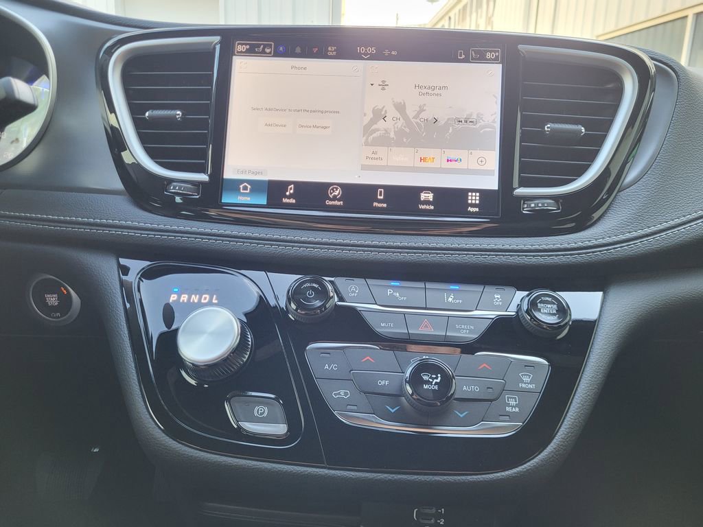 New 2026 Chrysler Pacifica Select w/ S Appearance Package image 17