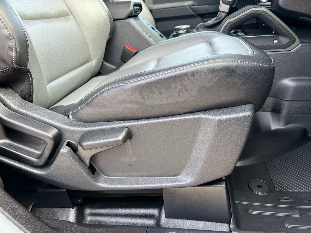 Used 2024 Ford Bronco Everglades image 23