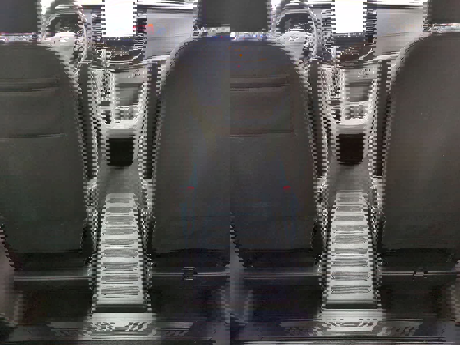 Used 2023 Ford Transit 350 XLT image 19