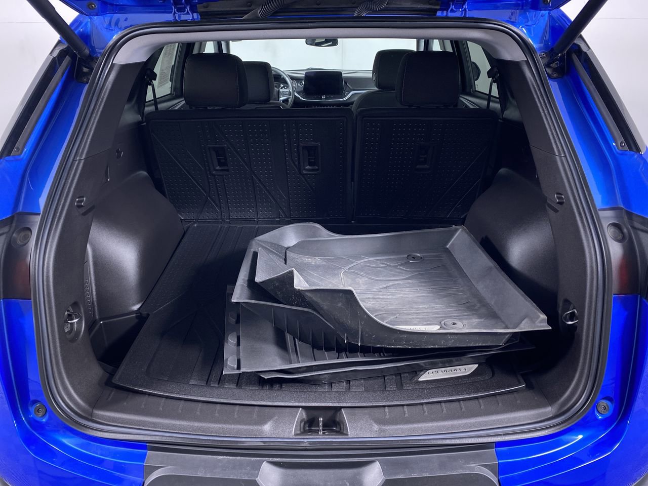 Certified 2024 Chevrolet Blazer LT w/ Convenience Package FWD image 26