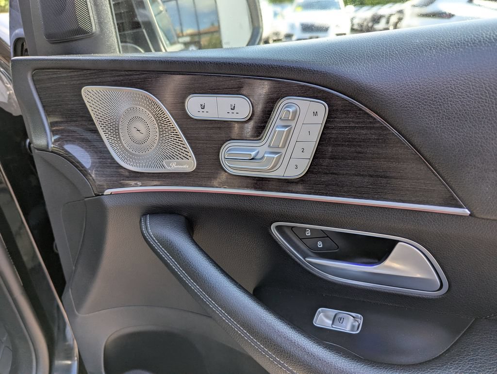 Used 2022 Mercedes-Benz GLS 450 4MATIC image 31