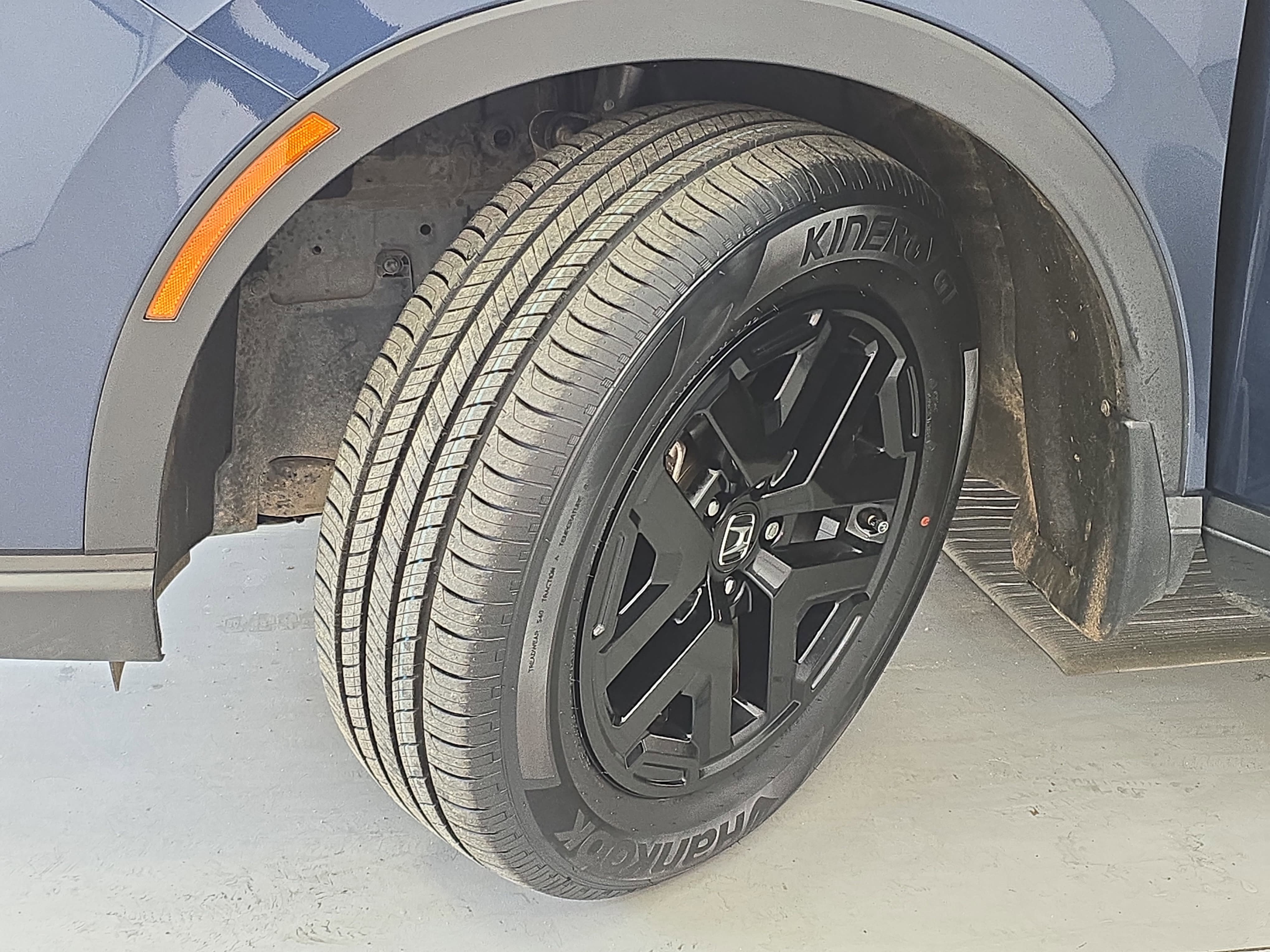 Used 2024 Honda CR-V EX-L image 33