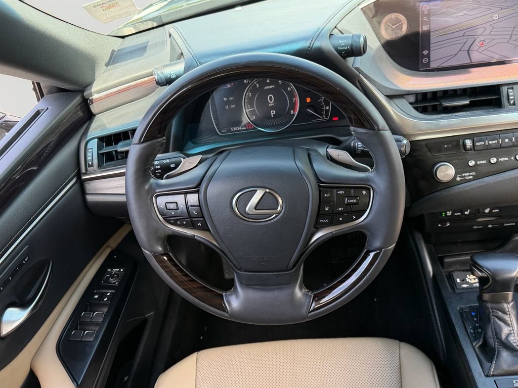Used 2021 Lexus ES 350 w/ Premium Package FWD image 16