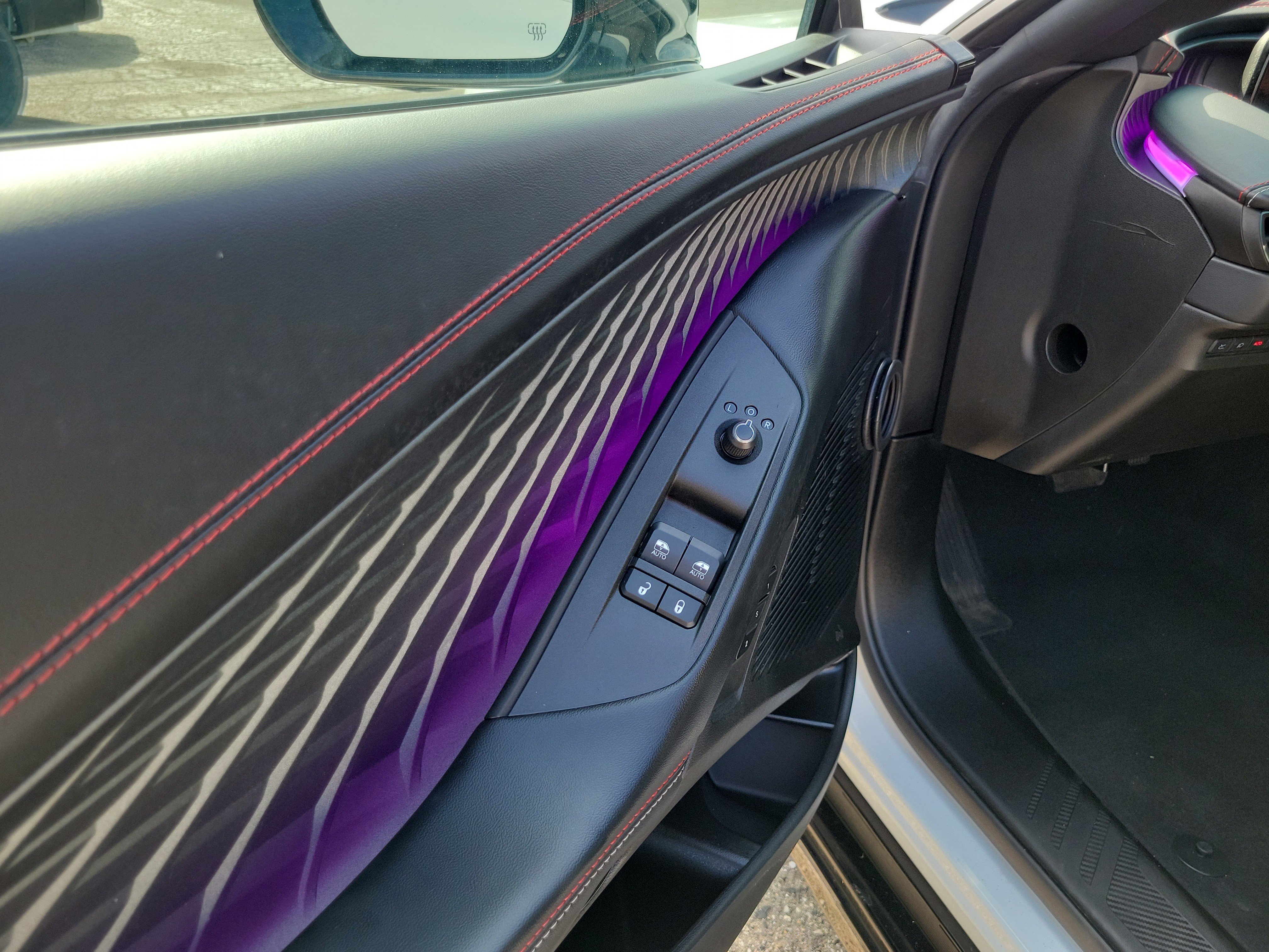 Used 2024 Dodge Charger Daytona Scat Pack w/ Plus Group AWD/4WD image 7