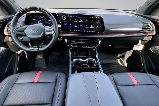 New 2026 Chevrolet Traverse RS w/ LPO, Floor Liner Package FWD image 5