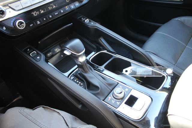 Used 2022 Kia Telluride EX w/ EX Premium Package image 13