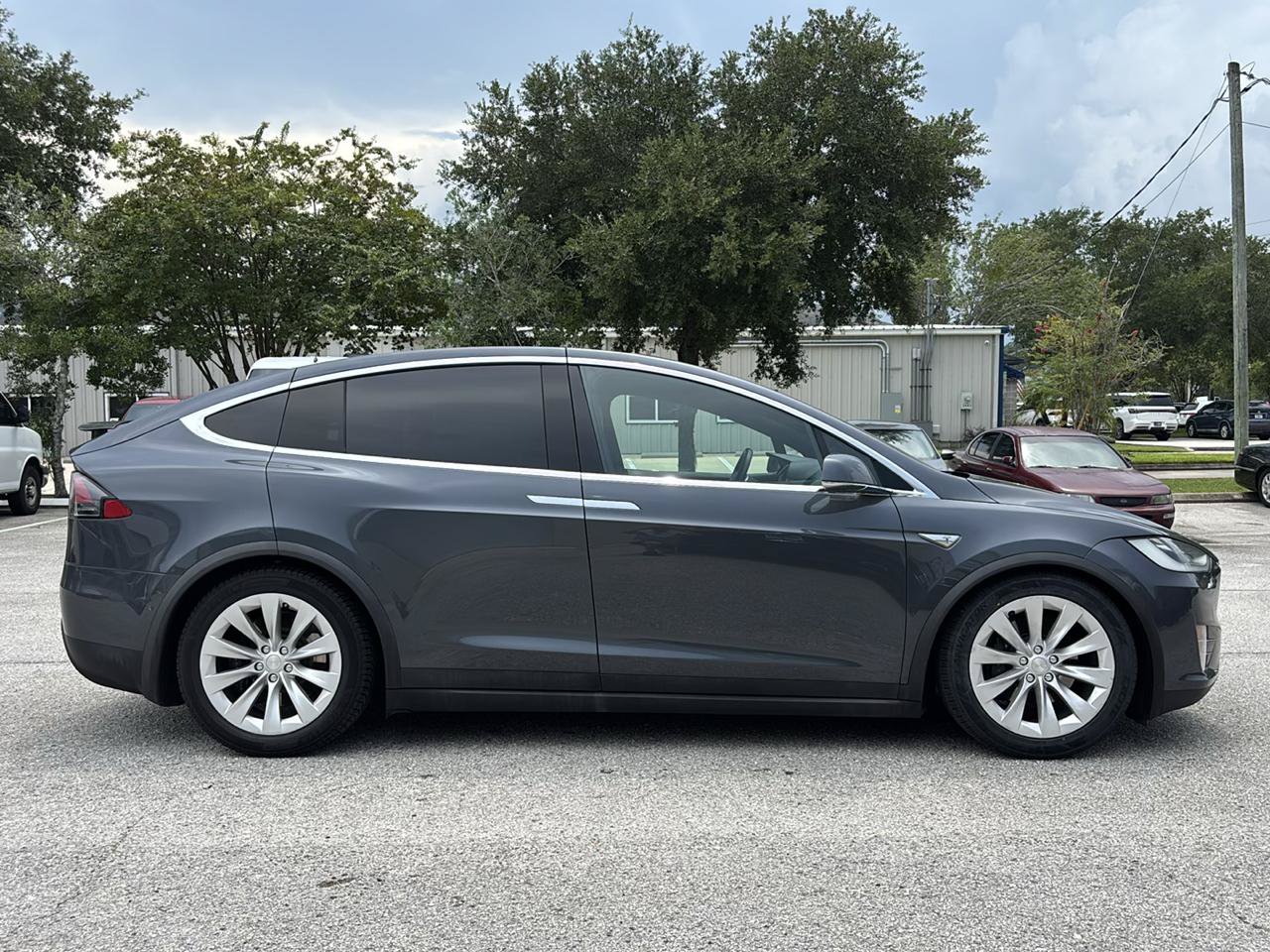 Used 2016 Tesla Model X 75D AWD/4WD image 6