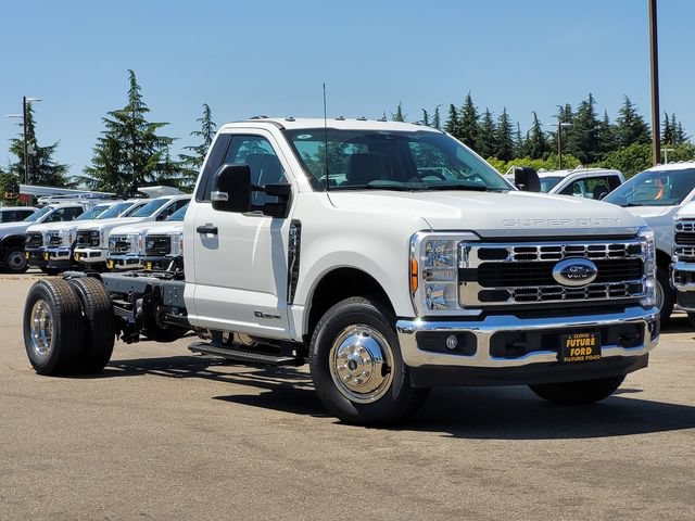 New 2026 Ford F350 XL w/ XL Chrome Package