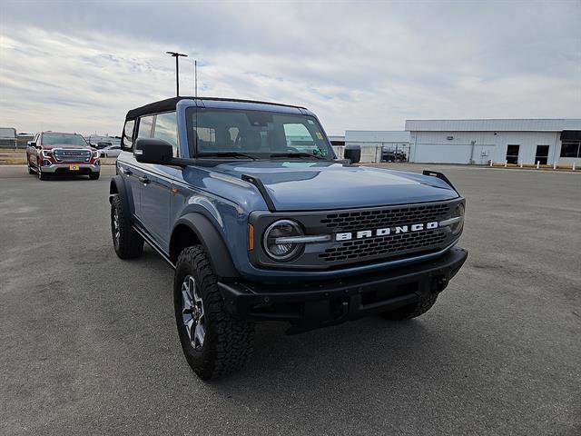 Used 2024 Ford Bronco Badlands image 7