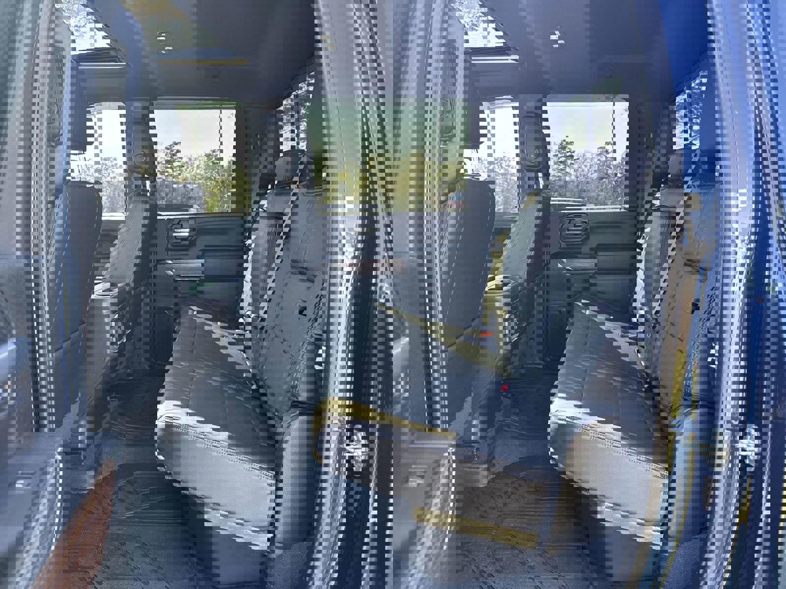 Used 2021 Chevrolet Silverado 3500 High Country image 31