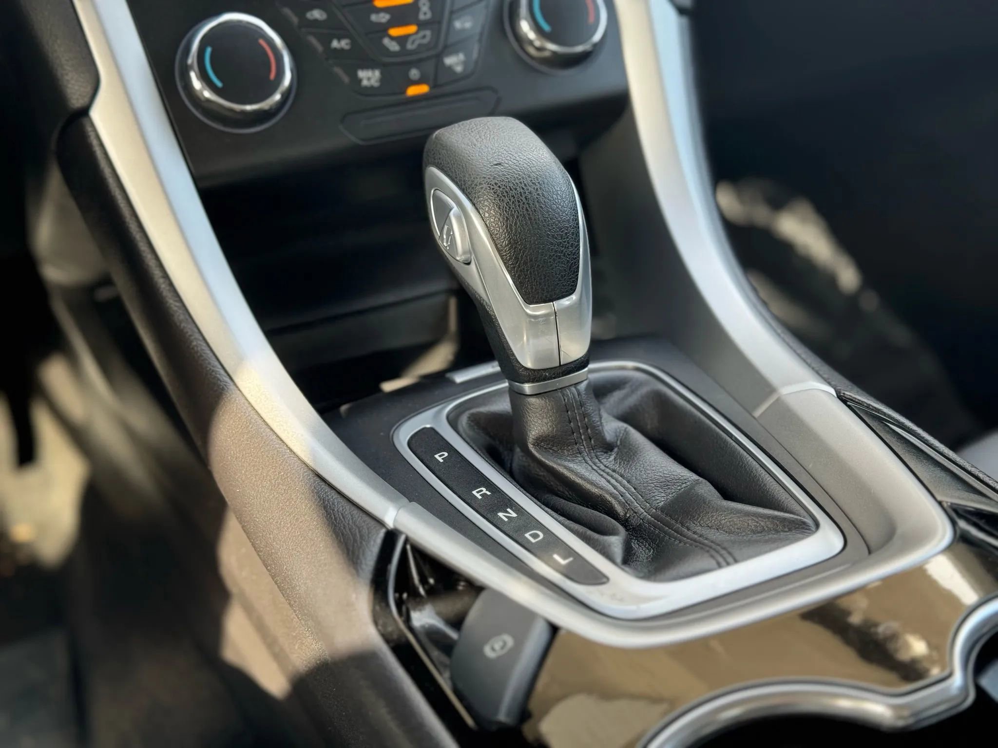 Used 2015 Ford Fusion S image 27