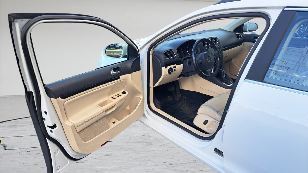 Used 2012 Volkswagen Jetta TDI FWD image 21