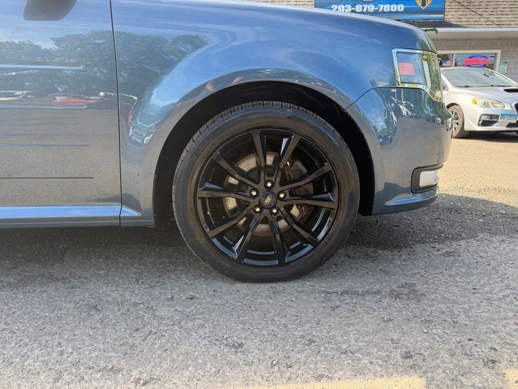 Used 2019 Ford Flex SEL w/ Equipment Group 202A AWD/4WD image 12