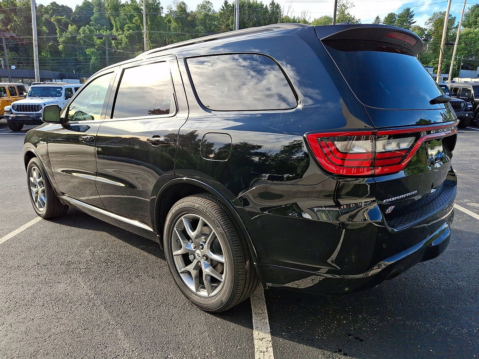 New 2027 Dodge Durango GT AWD/4WD image 4