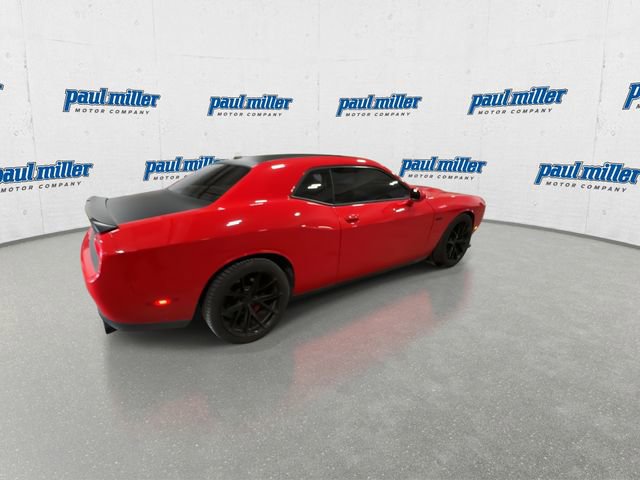 Used 2016 Dodge Challenger R/T Scat Pack w/ Leather Interior Group image 11