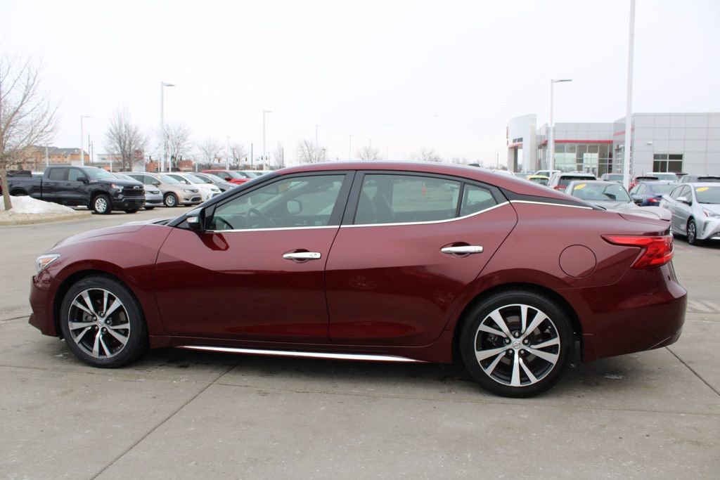 Used 2017 Nissan Maxima Platinum image 4
