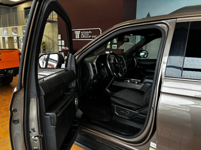 Used 2019 Ford Expedition Max XLT image 17