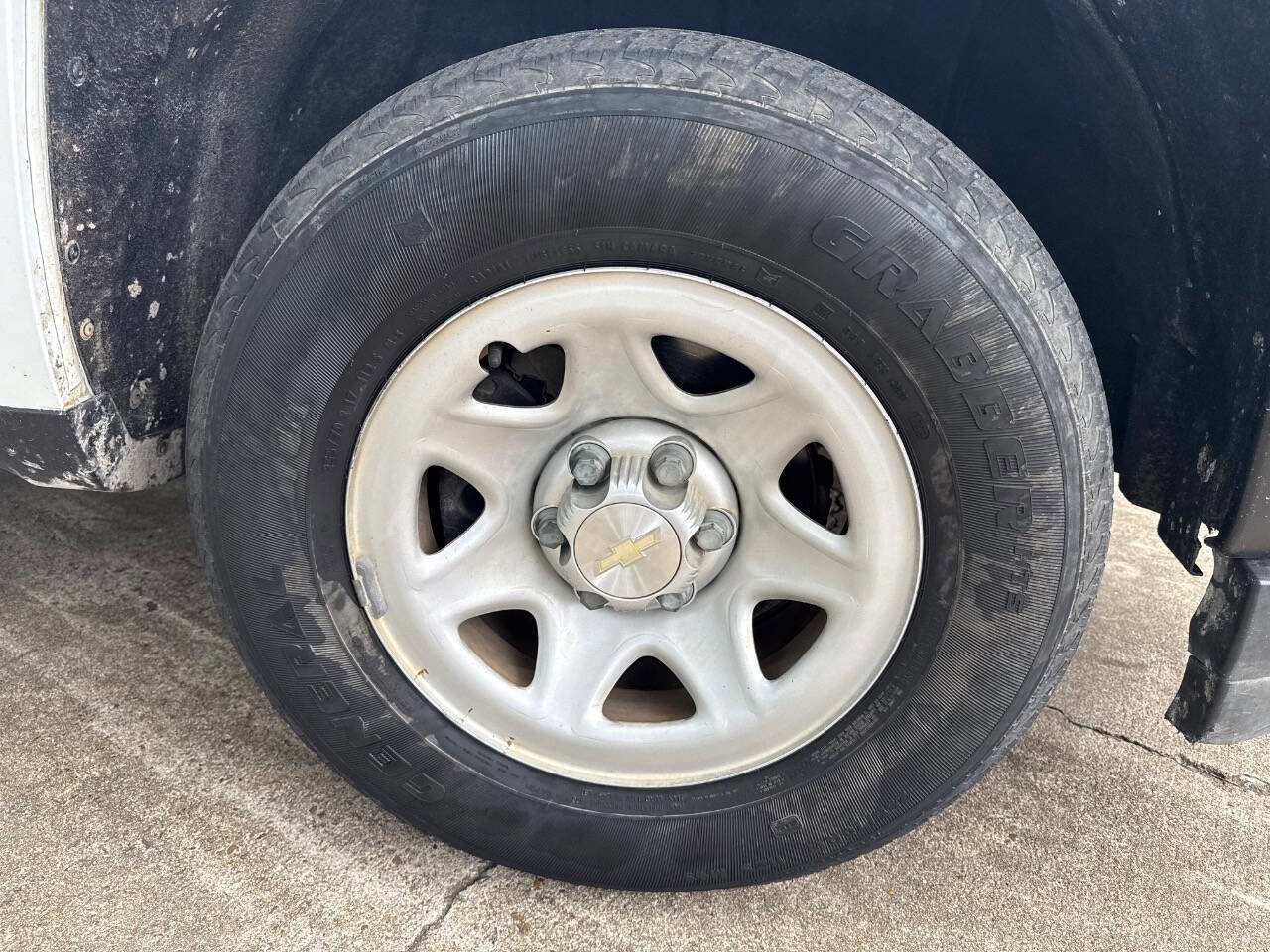 Used 2018 Chevrolet Silverado 1500 W/T RWD image 32