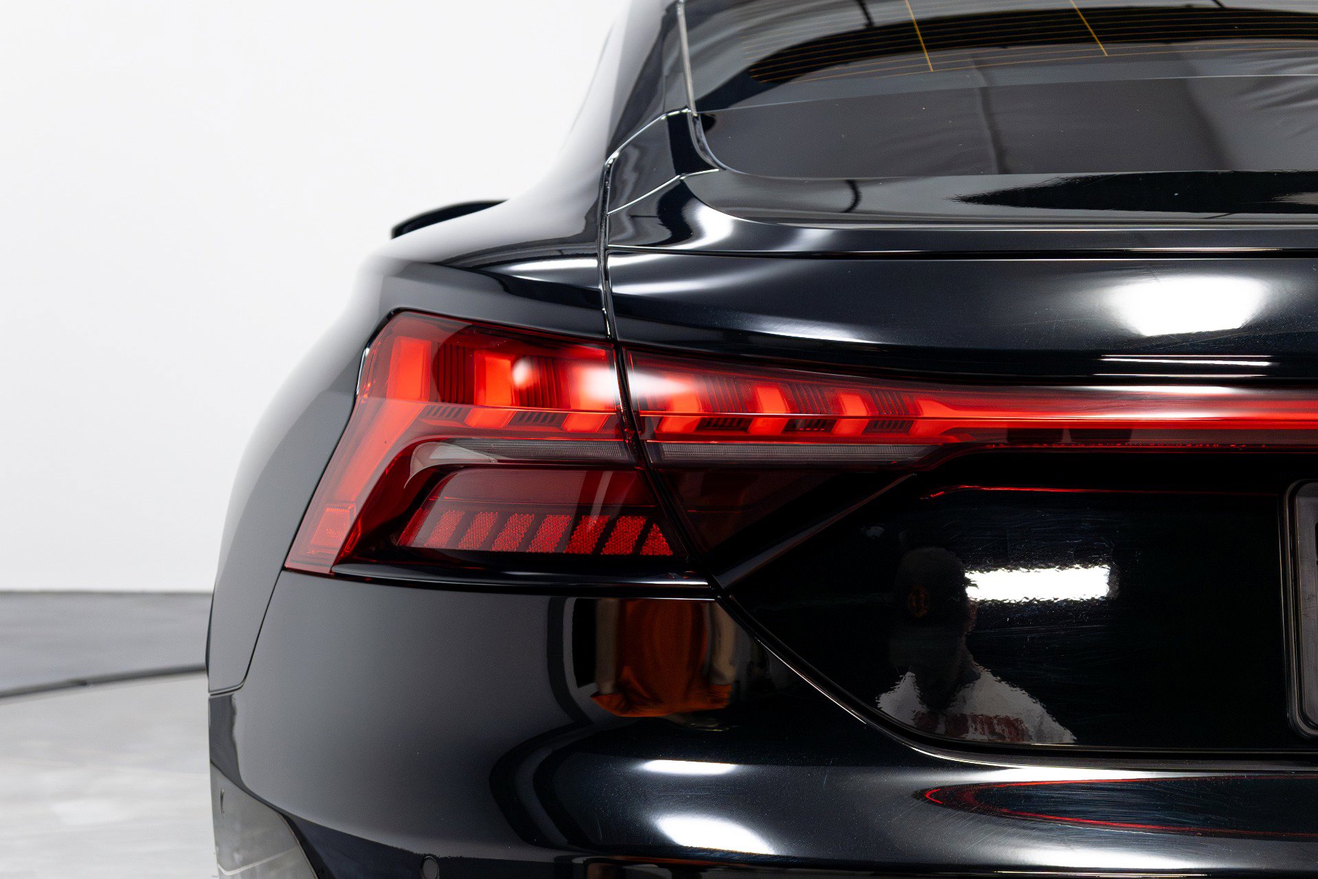 Used 2023 Audi RS e-tron GT image 52