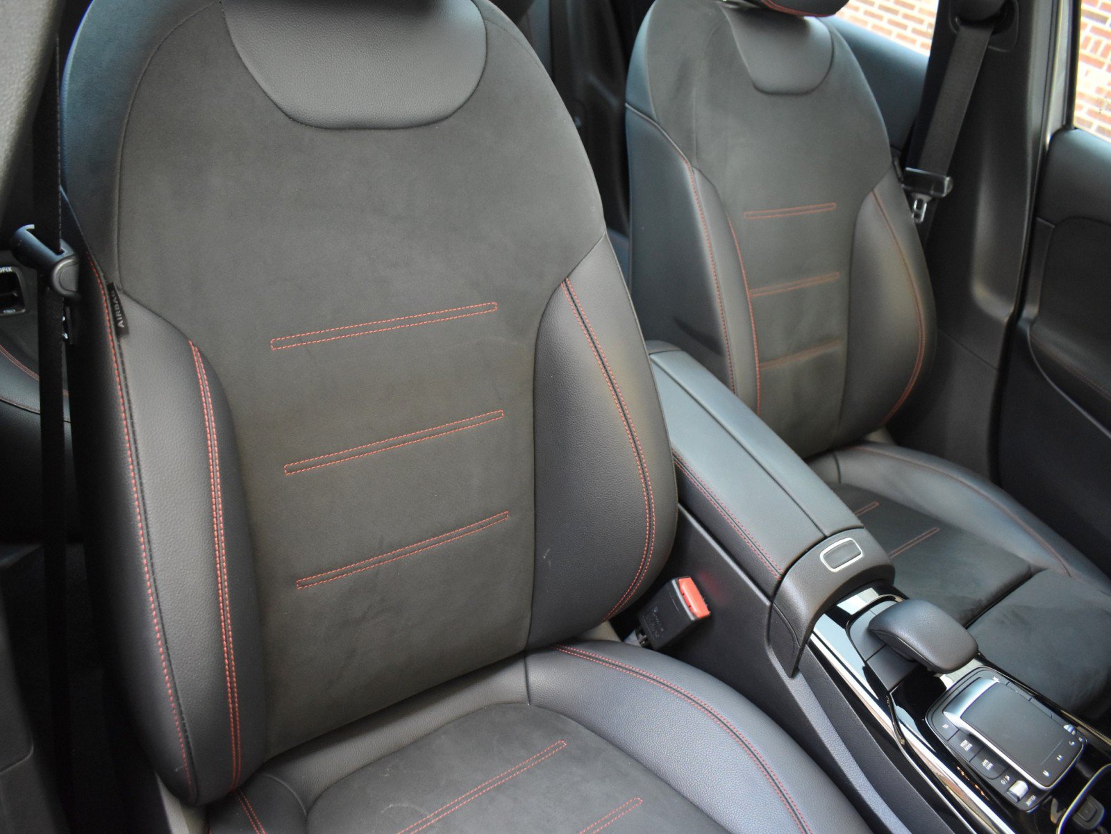 Used 2021 Mercedes-Benz A 35 AMG 4MATIC image 46