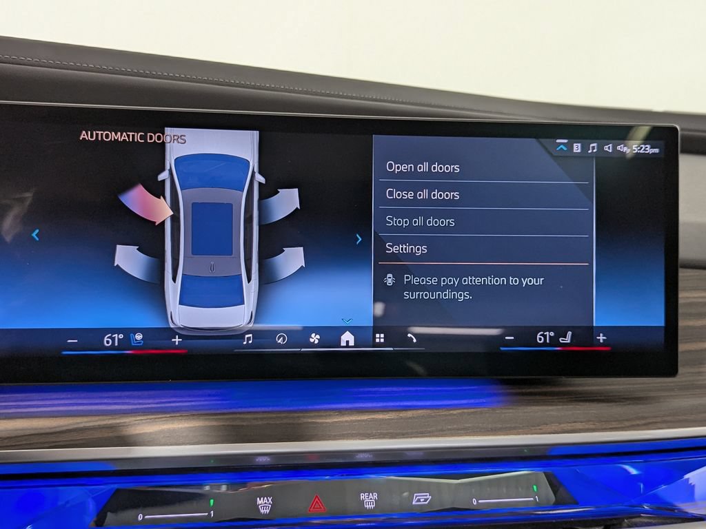 Certified 2024 BMW 760i xDrive AWD/4WD image 28