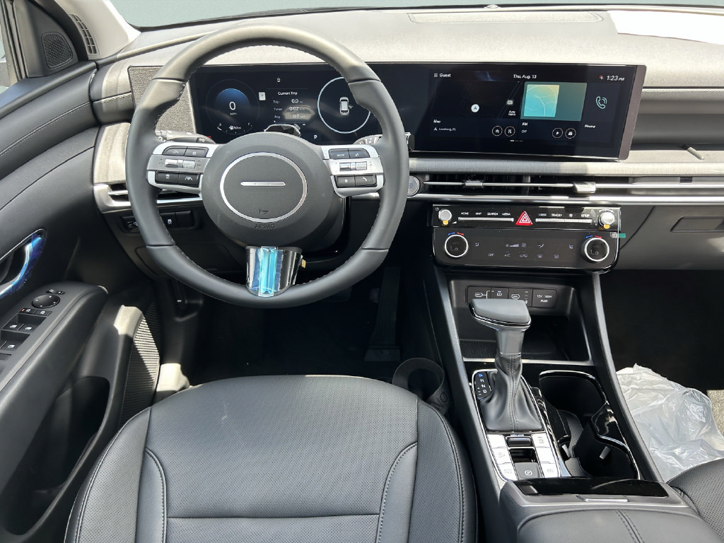 Certified 2025 Hyundai Tucson SEL FWD image 19