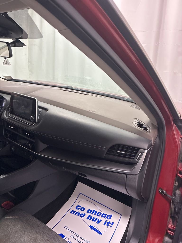 Used 2023 Nissan Rogue SV image 26