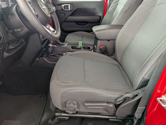 Certified 2025 Jeep Wrangler Sahara 4xe w/ Safety Group image 12