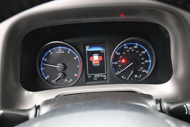 Certified 2018 Toyota RAV4 XLE w/ Plus Extra Value Package AWD/4WD image 24