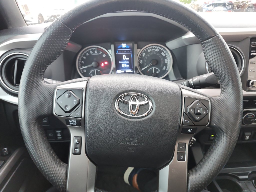 Used 2022 Toyota Tacoma Limited AWD/4WD image 23