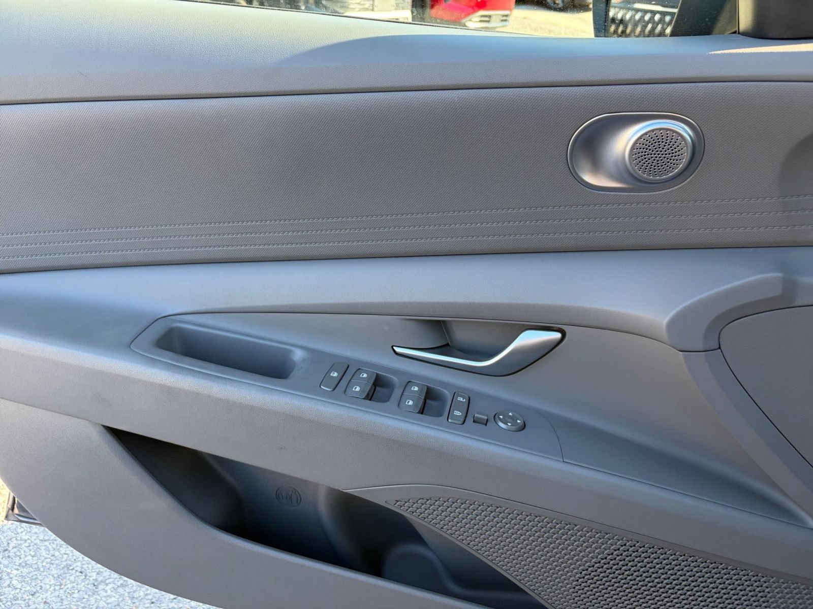 Used 2026 Hyundai Elantra Hybrid FWD image 18
