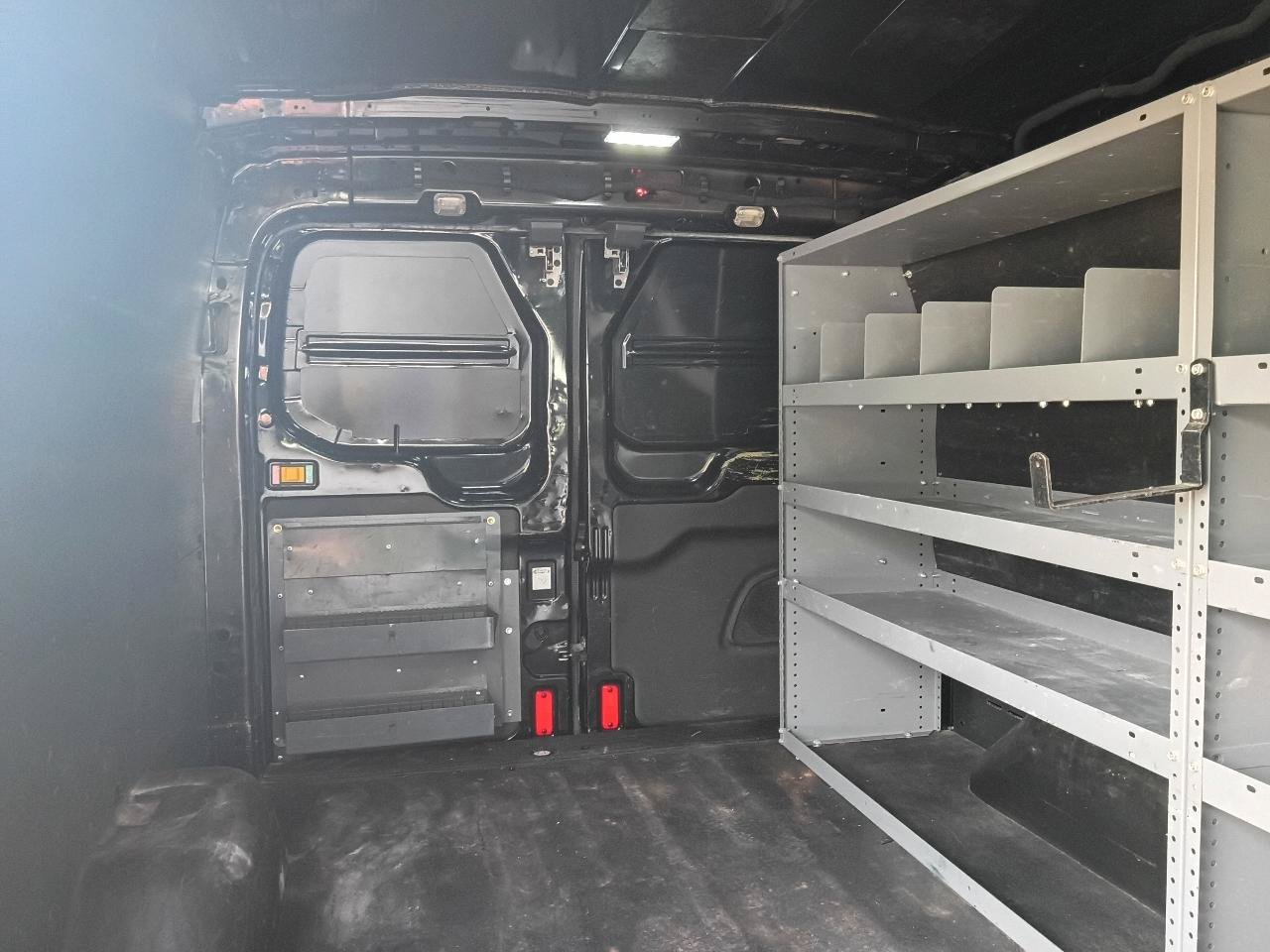 Used 2015 Ford Transit 150 130 Low Roof RWD image 17