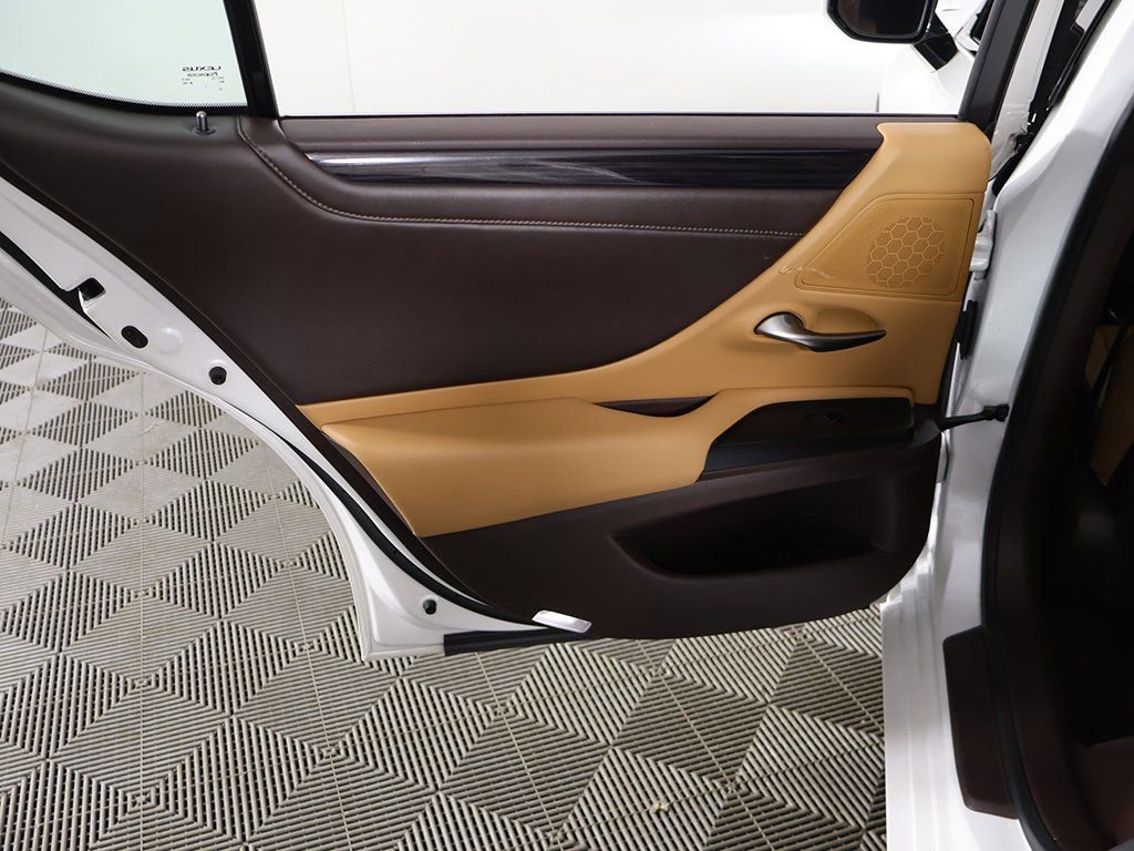 Used 2020 Lexus ES 350 w/ Premium Package image 25