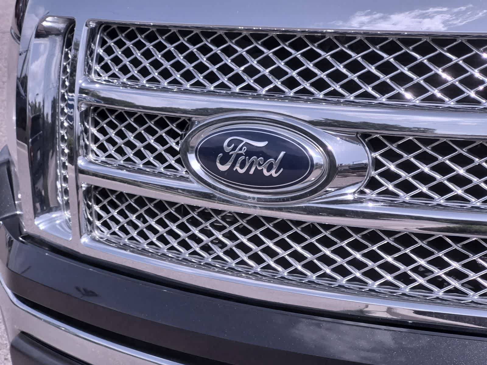 Used 2012 Ford F150 Lariat w/ Lariat Chrome Pkg AWD/4WD image 12