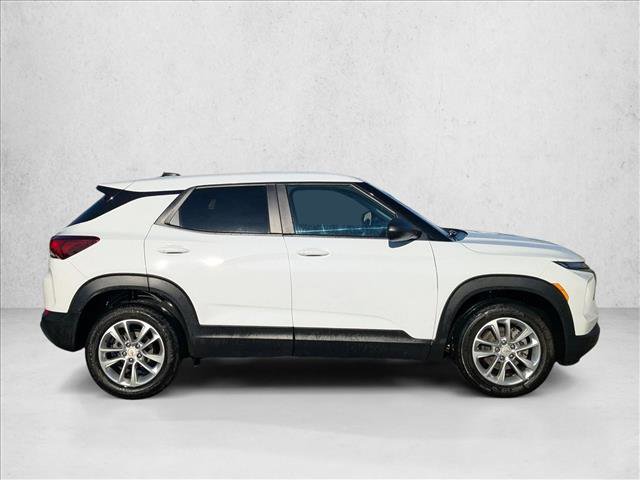 Used 2024 Chevrolet TrailBlazer LS w/ LS Convenience Package image 4