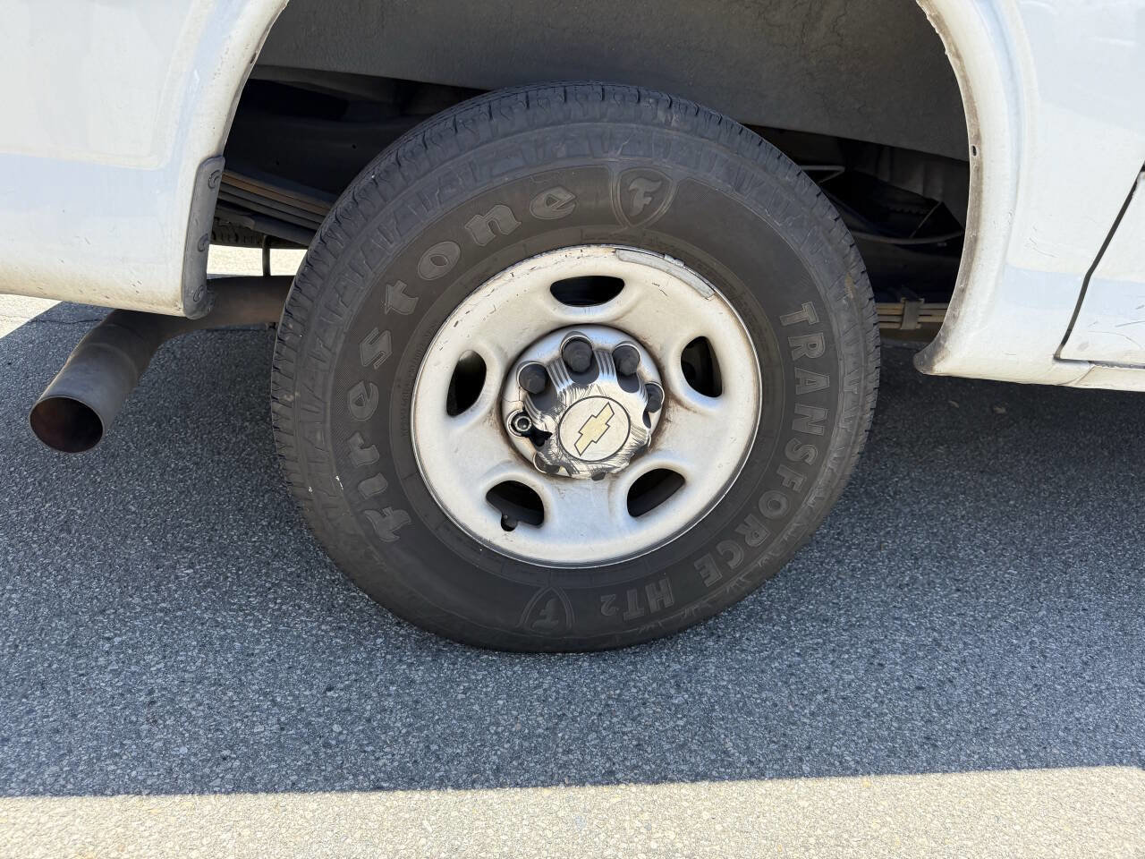 Used 2013 Chevrolet Express 3500 image 12