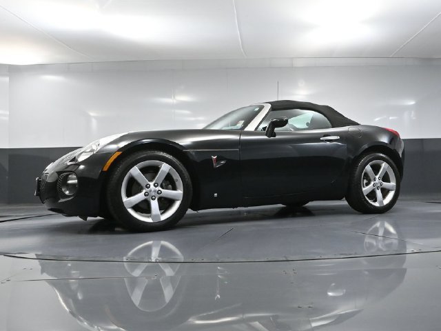 Used 2008 Pontiac Solstice GXP w/ Premium Package RWD image 40