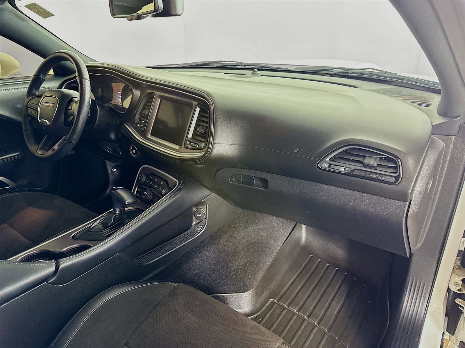 Used 2022 Dodge Challenger GT w/ Plus Package image 29