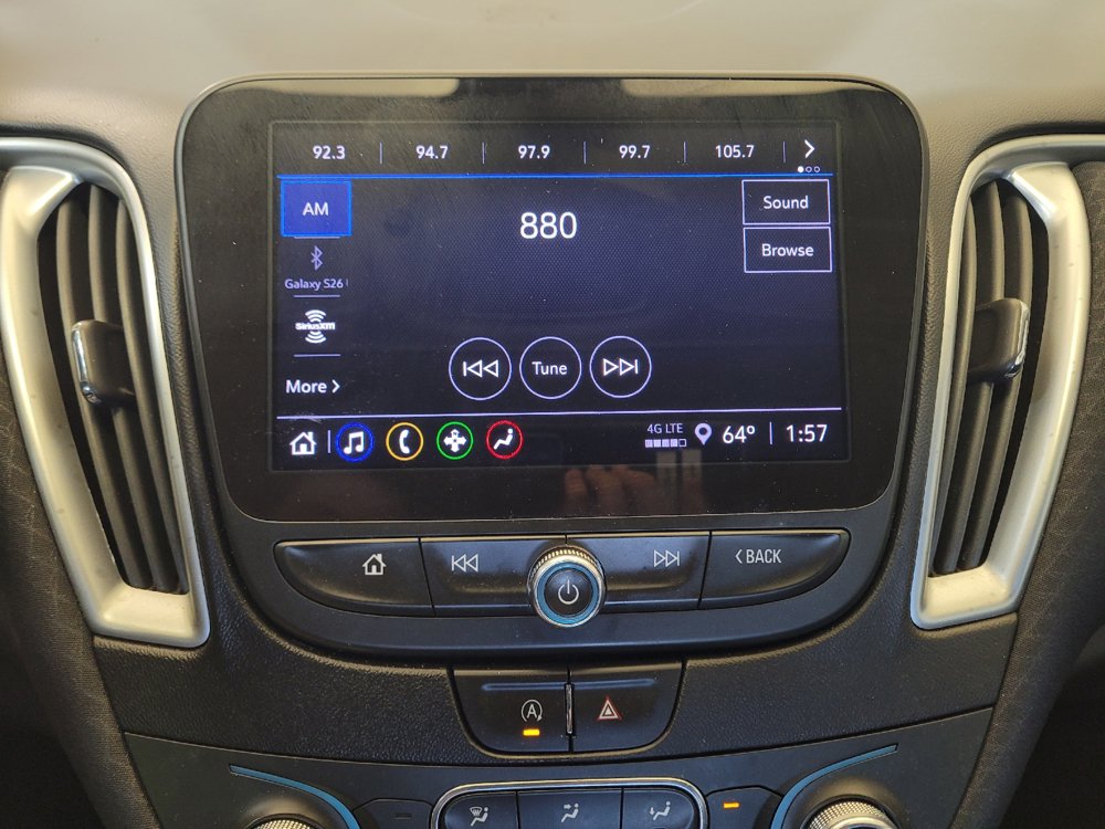Used 2022 Chevrolet Malibu LT FWD image 25